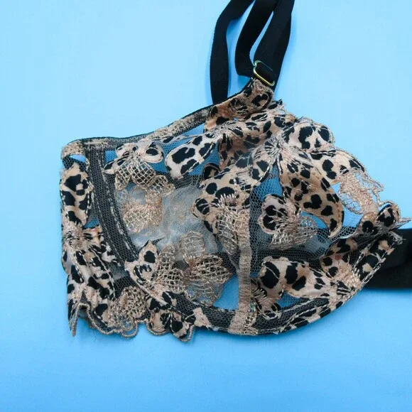 Victorias Secret Balconette Bra 32D Black Low Cut Demi Lingerie Unlined Sexy New - Picture 3 of 10